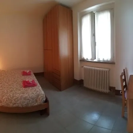 Apartmanhotel Casa Rosa Gera Lario