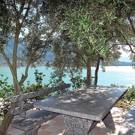 Lejlighedshotel Casa Rosa Gera Lario