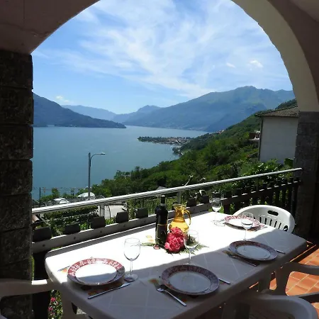 Lejlighedshotel Casa Rosa Gera Lario