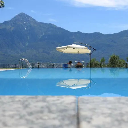 Casa Rosa Apart-hotel Gera Lario
